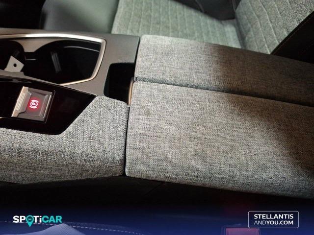 Peugeot 5008 1.2 100KW  eDCS6 Allure