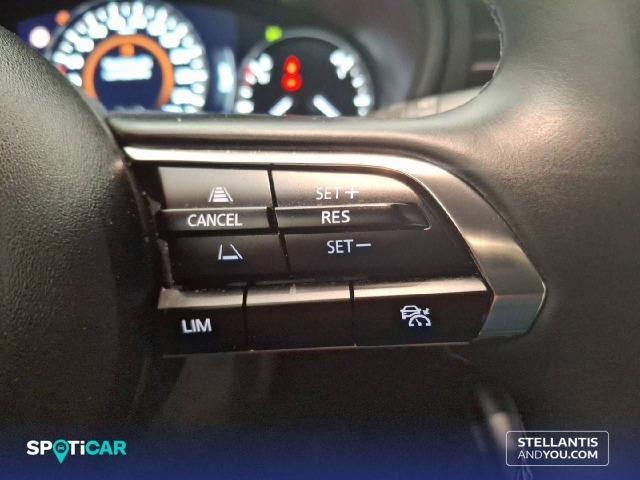 Mazda 3 2.5L E-SKY G MHEV 103kW Centre-Line