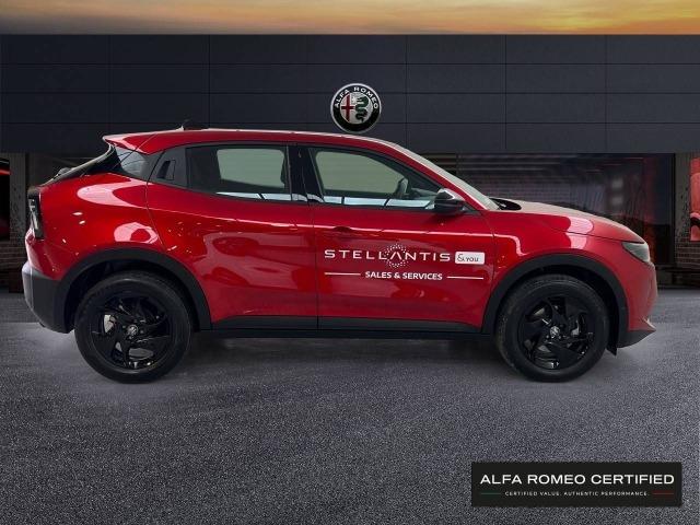 Alfa Romeo Junior Ibrida 108kW (145CV) -
