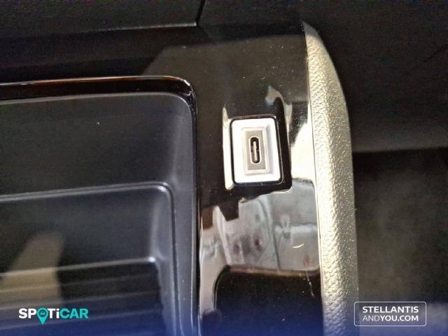 Peugeot 208 HYBRID 100 eDCS6 Style