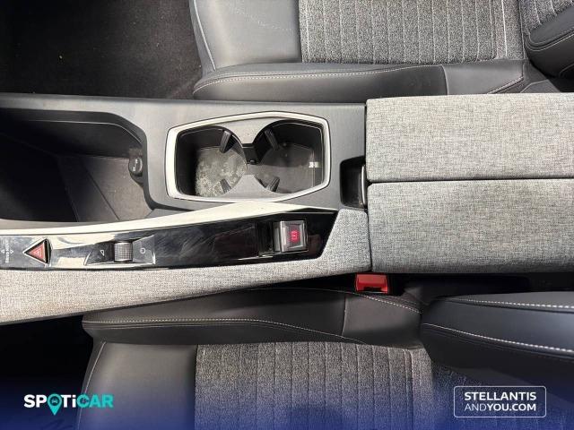 Peugeot 5008 1.2 100KW  eDCS6 Allure