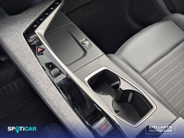 Peugeot 3008 1.2 100KW  eDCS6 Allure