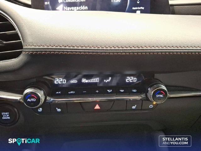 Mazda 3 2.5L E-SKY G MHEV 103kW Centre-Line