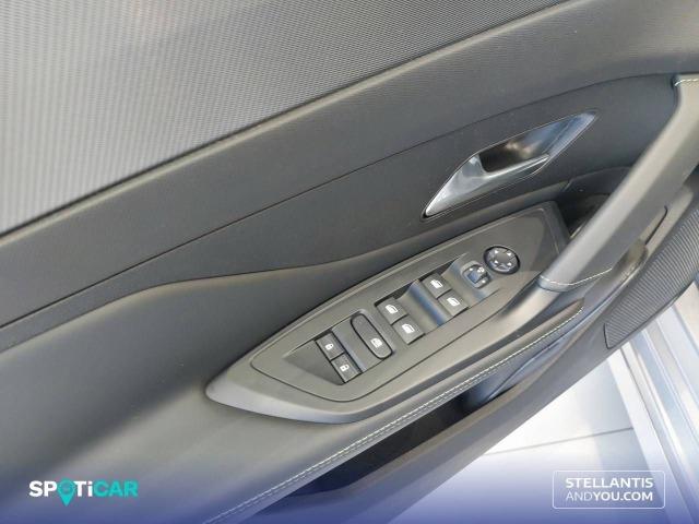 Peugeot 308 5P  Hybrid 136 e-DCS6 GT