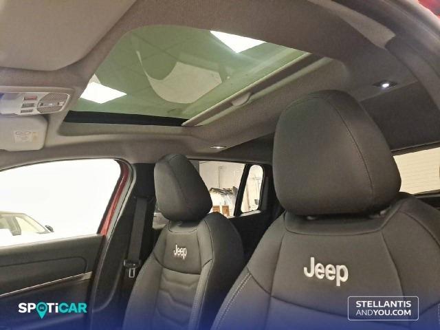 Jeep Avenger BEV 115kW (156CV) Summit