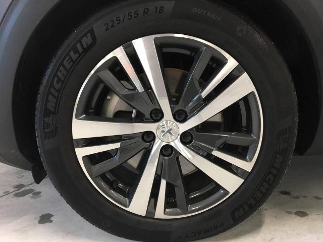 Peugeot 3008 225 e-EAT8 Allure