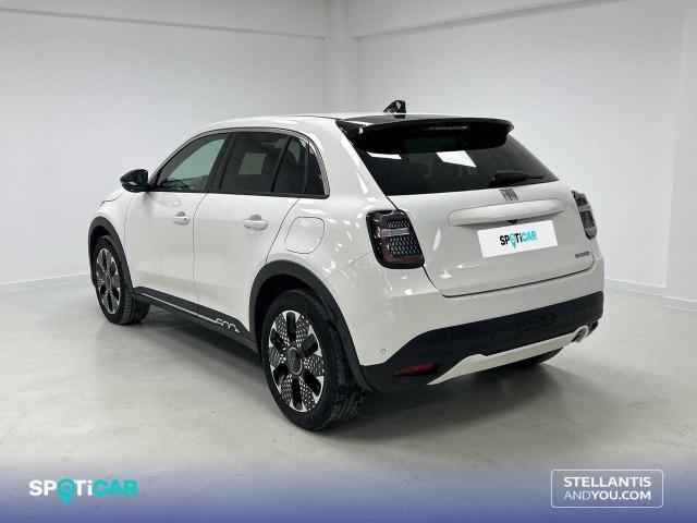 Fiat 600 600 MHEV  1.2 74kW (100CV) DDCT La prima