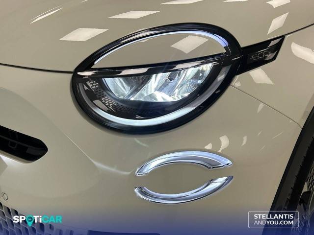 Fiat 600 600 MHEV  1.2 74kW (100CV) DDCT La prima