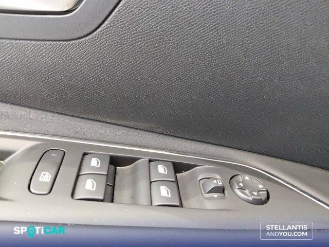Peugeot 3008 180 e-EAT8 Allure Pack