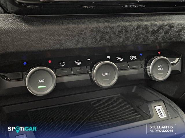 Citroën C4 Hybrid 136 e-DCS6 Business Edition