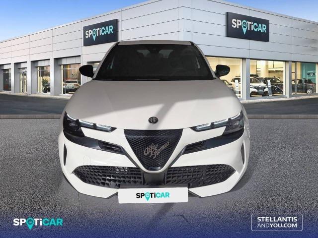 Alfa Romeo Junior Ibrida 108kW (145CV) -
