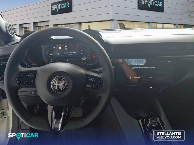 Alfa Romeo Junior Ibrida 108kW (145CV) -
