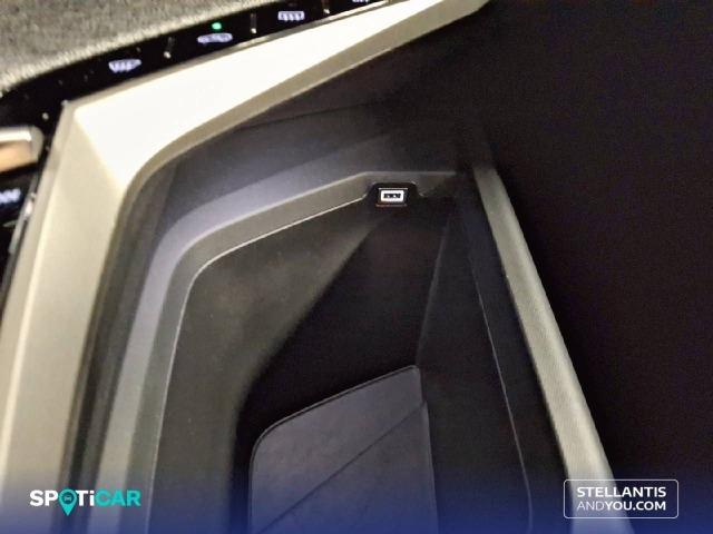 Peugeot 3008 1.2 100KW  eDCS6 Allure