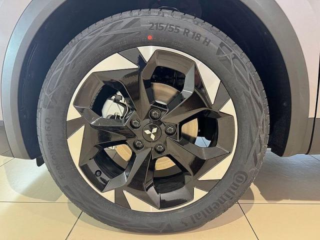 Mitsubishi Grandis 180 HEV Kaiteki