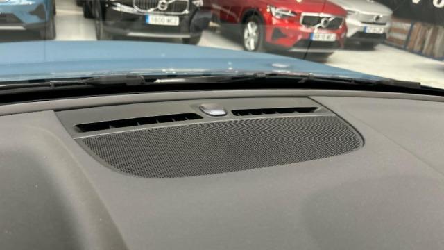 Volvo C40 Eléctrico Recharge Core Auto 175 kW (238 CV)