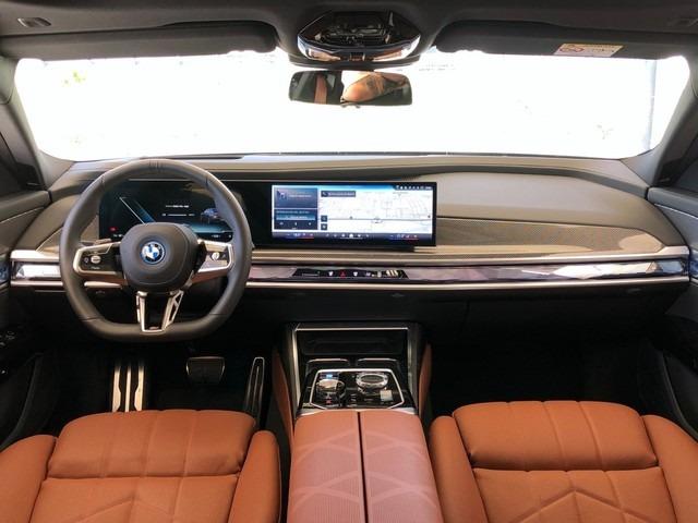 BMW I7 xDrive60 400 kW (544 CV)