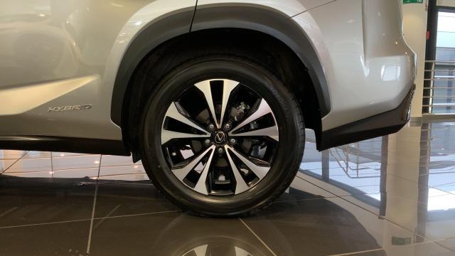 LEXUS 300h 2.5 300h 4WD F Sport Panorámico 441€/mes