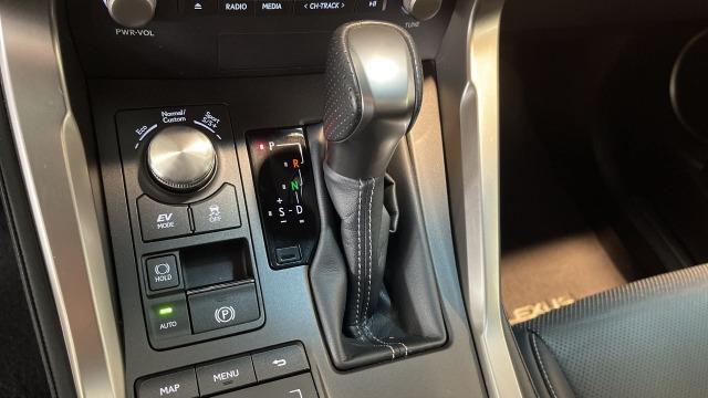 LEXUS 300h 300h 4WD Remolque + Panorámico F Sport 381€/mes