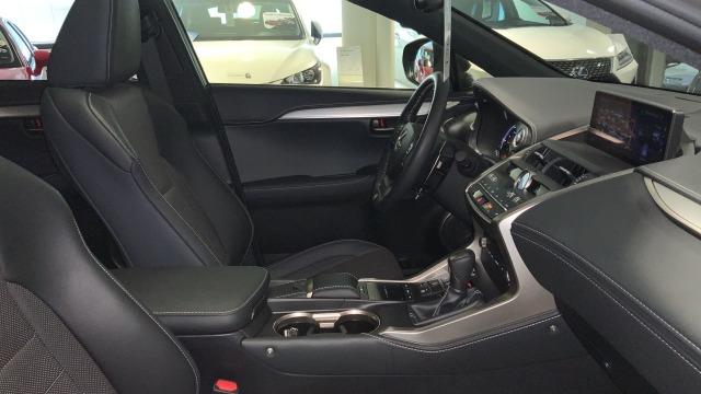LEXUS 300h 2.5 197cv 4WD F Sport Panorámico 461€/mes