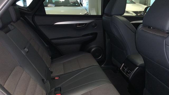 LEXUS 300h 2.5 197cv 4WD F Sport Panorámico 461€/mes