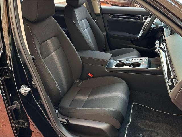 Honda Civic 2.0 i-MMD Elegance CVT