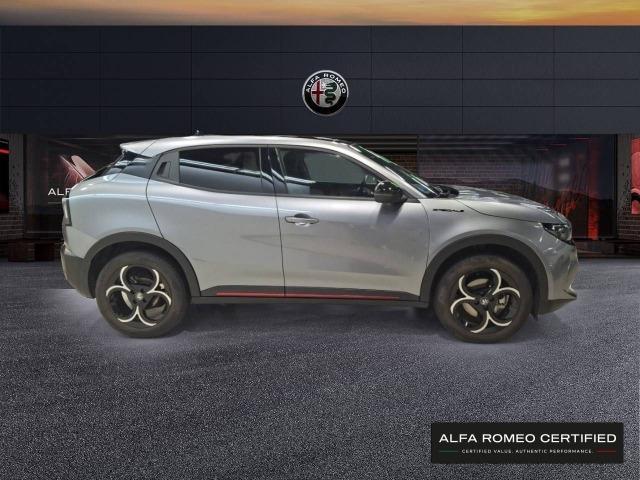 Alfa Romeo Junior Ibrida  100kW (136CV) Speciale