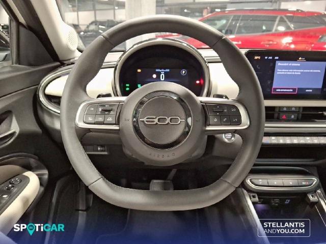 Fiat 600 600 MHEV  1.2 81kW (110CV) DDCT La prima