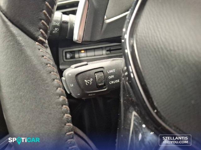 Peugeot 3008 1.2 100KW  eDCS6 Allure Pack