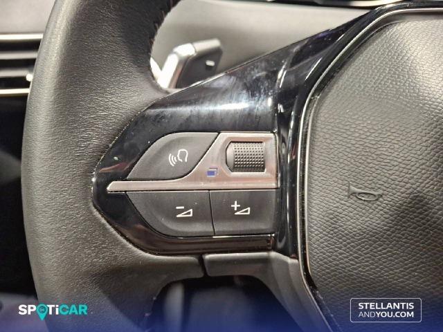 Peugeot 3008 1.2 100KW  eDCS6 Allure Pack