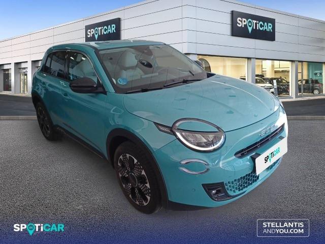 Fiat 600 600 MHEV  1.2 81kW (110CV) DDCT La prima