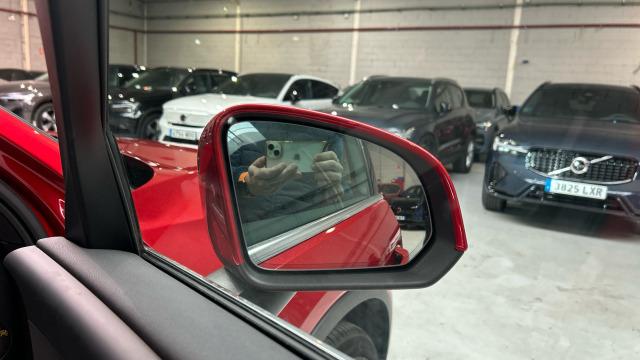 Volvo Xc40 T4 PHEV Recharge Core Auto 155 kW (211 CV)