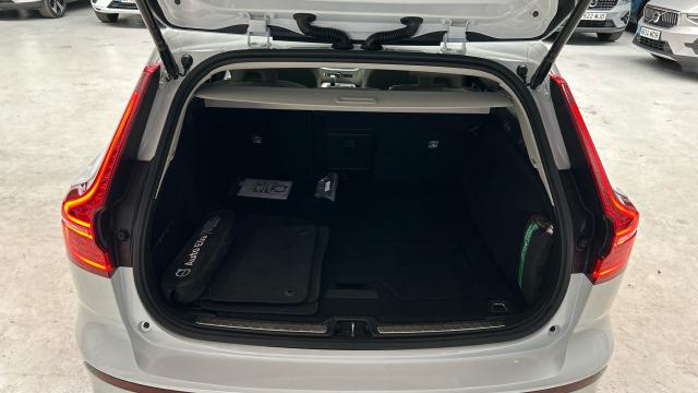 Volvo V60 T6 Recharge Inscription Core AWD Auto 257 kW (350 CV)