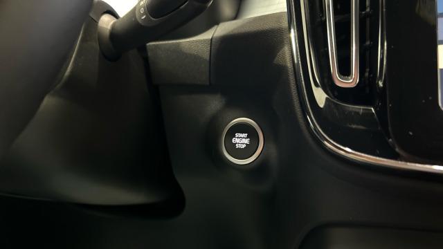Volvo Xc40 T4 Recharge PHEV Core Auto 155 kW (211 CV)