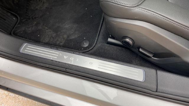 Volvo S90 2.0 T8 Twin Business Plus AWD Auto 287 kW (390 CV)