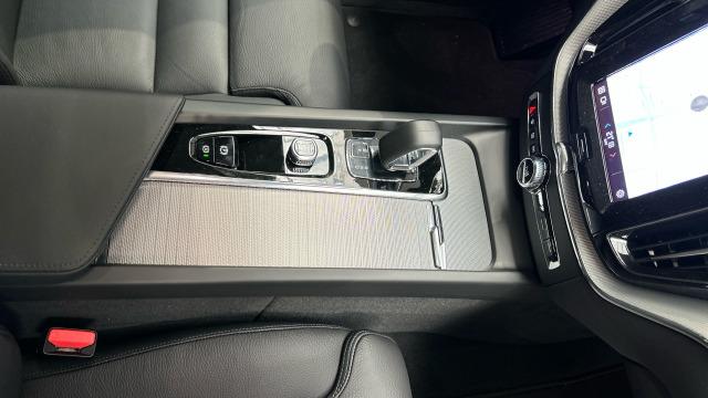 Volvo Xc60 T6 Recharge Plus Dark AWD Auto 257 kW (350 CV)