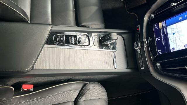 Volvo Xc60 T8 Recharge R-Design AWD Auto 287 kW (390 CV)