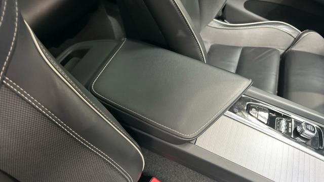 Volvo Xc60 T8 Recharge R-Design AWD Auto 287 kW (390 CV)