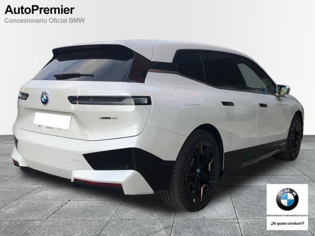 BMW Ix xDrive40 240 kW (326 CV)