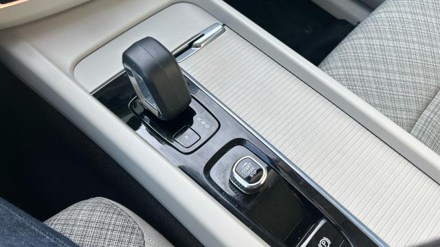 Volvo Xc60 T6 Recharge Core AWD Auto 257 kW (350 CV)