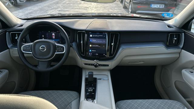 Volvo Xc60 T6 Recharge Core AWD Auto 257 kW (350 CV)