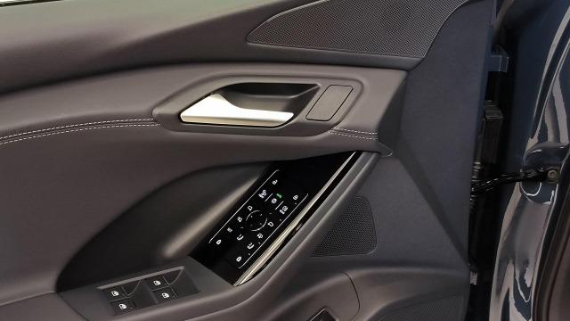 Audi Q6 E-tron S line Quattro 285 kW (388 CV)