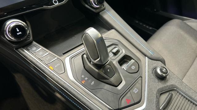 Lynk & Co 01 1.5 PHEV 6.6kW 192 kW (261 CV)