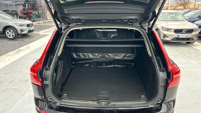 Volvo Xc60 T6 Recharge Plus Dark AWD Auto 257 kW (350 CV)