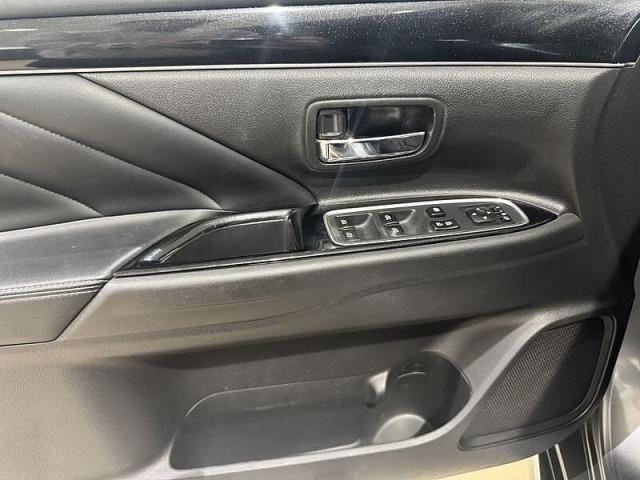 Mitsubishi Outlander 2.4 PHEV 224cv 4WD Kaiteki