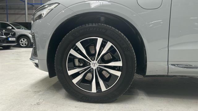 Volvo Xc60 T6 Recharge Core AWD Auto 257 kW (350 CV)