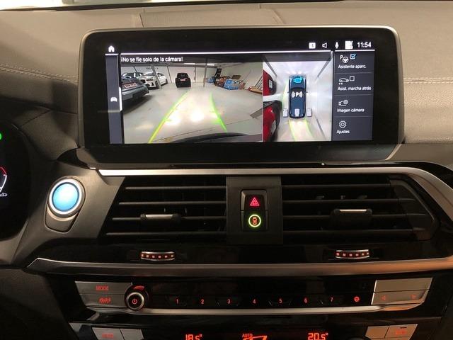 BMW Ix3 Impressive 80 kWh 210 kW (286 CV)