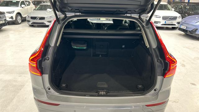 Volvo Xc60 T6 Recharge Core AWD Auto 257 kW (350 CV)