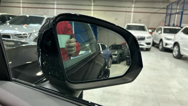 Volvo Xc40 Single Recharge Core Auto 175 kW (238 CV)