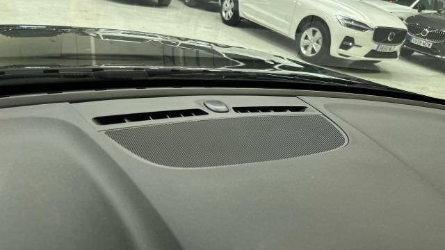 Volvo Xc40 Single Recharge Core Auto 175 kW (238 CV)