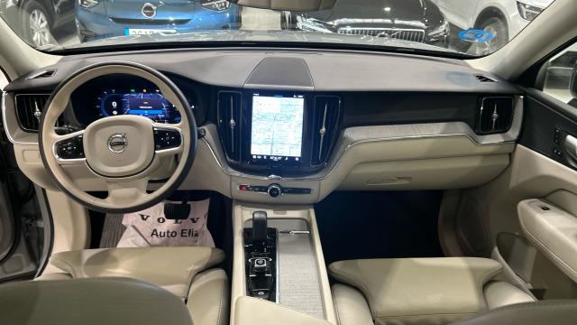Volvo Xc60 T6 Recharge Plus Dark AWD Auto 257 kW (350 CV)